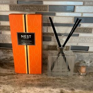 NEST Fragrance Empty Diffuser Bottle with Sticks